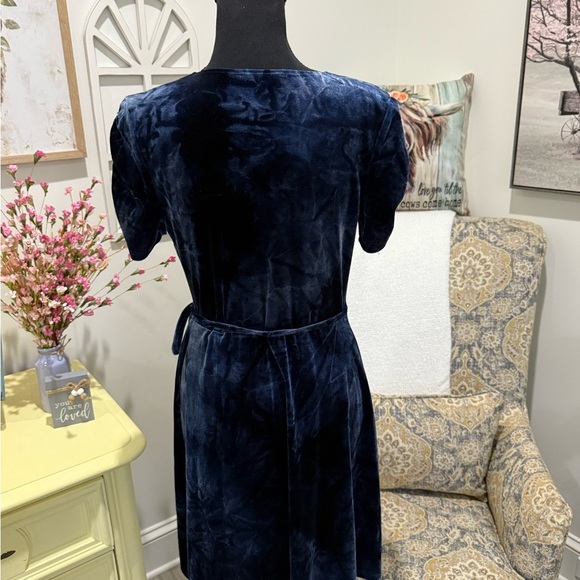 Forever 21 Blue Puff Sleeve Sheath Dress - Picture 3 of 6